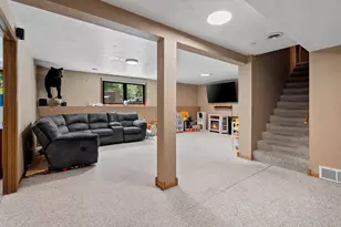 1397 Wellington Dr, Green Bay, WI 54173 - Photo 31