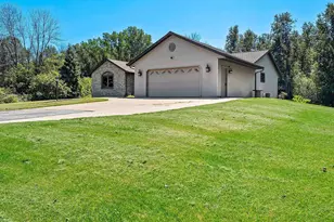1397 Wellington Dr, Green Bay, WI 54173 - Photo 59