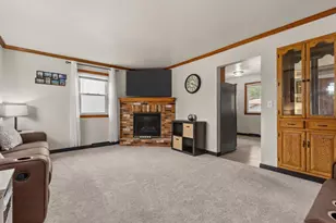 312 W 10th St, Kaukauna, WI 54130 - Photo 21