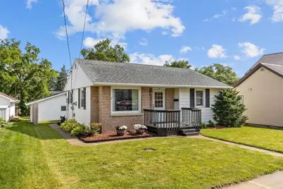 312 W 10th Street, Kaukauna, WI 54130 - Photo 1
