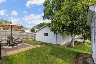 312 W 10th St, Kaukauna, WI 54130 - Photo 11