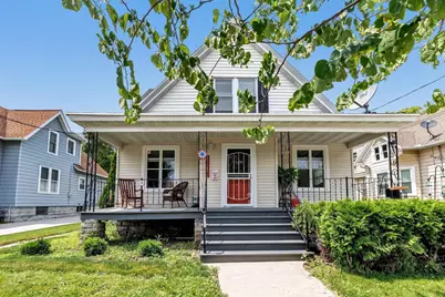121 Woodlawn Street, Green Bay, WI 54303 - Photo 1