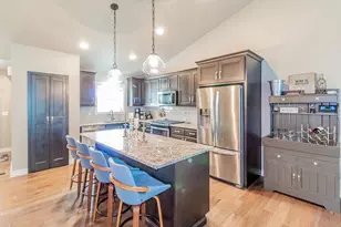1857 Southbridge Rd, De Pere, WI 54115 - Photo 5