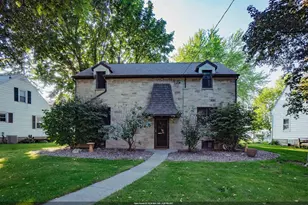 W5347 Garden Dr, Fond du Lac, WI 54935 - Photo 1