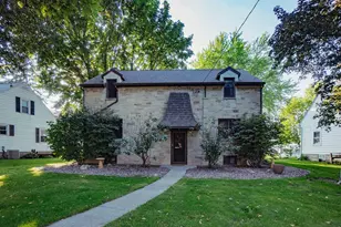 W5347 Garden Dr, Fond du Lac, WI 54935 - Photo 1