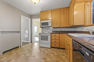 W5347 Garden Dr, Fond du Lac, WI 54935 - Photo 19