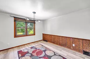 1827 Cormier Rd, Green Bay, WI 54313 - Photo 15