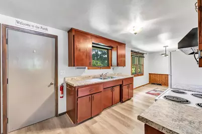 1827 Cormier Road, Green Bay, WI 54313 - Photo 17