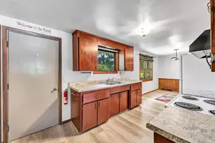 1827 Cormier Rd, Green Bay, WI 54313 - Photo 17