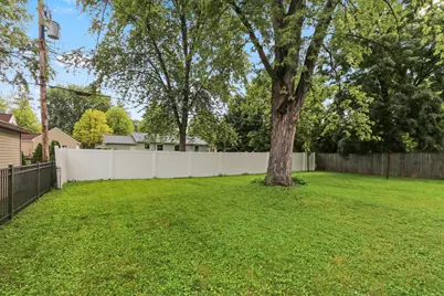 1366 Rockdale Street, Green Bay, WI 54304 - Photo 31