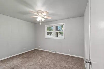 1366 Rockdale Street, Green Bay, WI 54304 - Photo 23