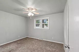1366 Rockdale St, Green Bay, WI 54304 - Photo 23