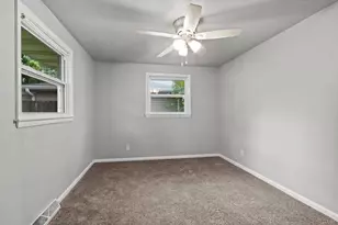 1366 Rockdale St, Green Bay, WI 54304 - Photo 25