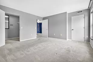 118 S Washington Street, Green Bay, WI 54301 - Photo 9