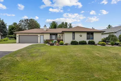 2623 W Sunnyview Circle, Appleton, WI 54914 - Photo 1