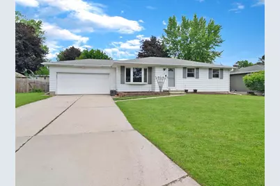 613 Simonet Street, Green Bay, WI 54301 - Photo 1