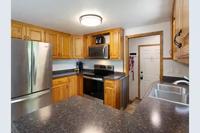 613 Simonet Street, Green Bay, WI 54301 - Photo 3