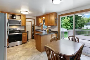 613 Simonet St, Green Bay, WI 54301 - Photo 5