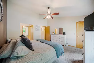 590 Brookfield Boulevard, Fond du Lac, WI 54935 - Photo 19