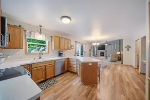 590 Brookfield Blvd, Fond du Lac, WI 54935 - Photo 7