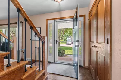 2842 Mayflower Road, Green Bay, WI 54311 - Photo 3