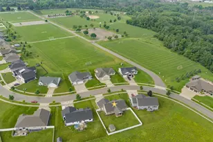 1756 Red Oak St, Green Bay, WI 54313 - Photo 7
