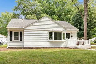 1002 Winford Ave, Green Bay, WI 54303 - Photo 3