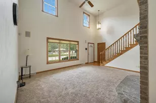 2501 Lopez Ln, Green Bay, WI 54311 - Photo 5