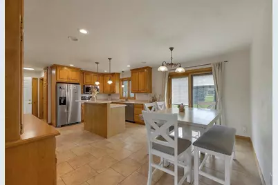 2501 Lopez Lane, Green Bay, WI 54311 - Photo 15