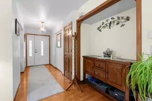 250 Traders Point Ln, Green Bay, WI 54302 - Photo 5