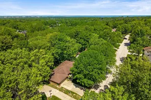 250 Traders Point Ln, Green Bay, WI 54302 - Photo 47