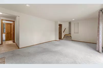 619 Saratoga Street, Green Bay, WI 54303 - Photo 11