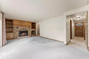 619 Saratoga St, Green Bay, WI 54303 - Photo 5