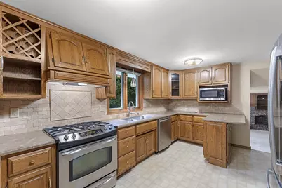 619 Saratoga Street, Green Bay, WI 54303 - Photo 17