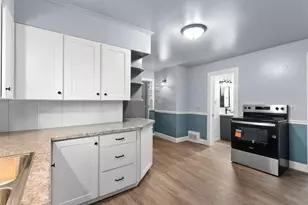 1034 Josephine St, Marinette, WI 54143 - Photo 15