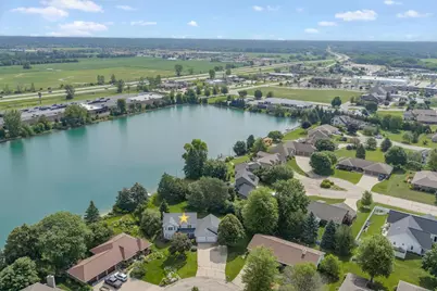 2485 Van View Court, Green Bay, WI 54311 - Photo 9