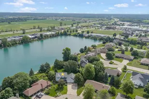 2485 Van View Ct, Green Bay, WI 54311 - Photo 9