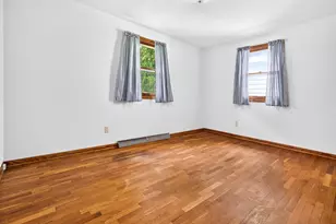 1049 Gregory St, Neenah, WI 54956 - Photo 21