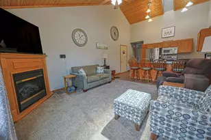 N10911 Peshtigo River Ln, Crivitz, WI 54114 - Photo 5