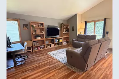 1071 Woodcrest Drive, Fond du Lac, WI 54935 - Photo 5