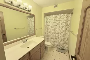 1071 Woodcrest Dr, Fond du Lac, WI 54935 - Photo 21