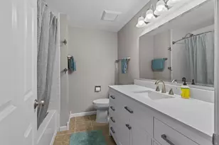 617 N Canterbury Dr, Appleton, WI 54915 - Photo 17