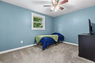 617 N Canterbury Dr, Appleton, WI 54915 - Photo 15