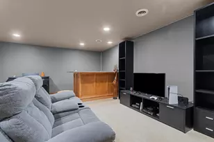 4025 Ponce De Leon Blvd, Hobart, WI 54155 - Photo 43
