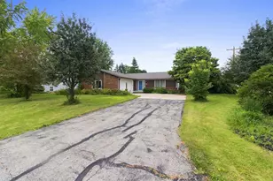 24 Greves Ct, Appleton, WI 54914 - Photo 3