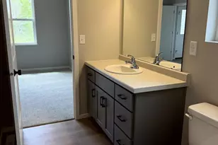 2209 Golden Gate Dr, Appleton, WI 54913 - Photo 13