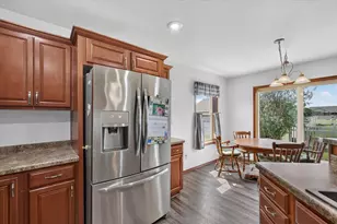 810 Killarny Trail, De Pere, WI 54115 - Photo 15