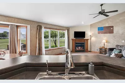 388 Wooden Shoe Circle, Kaukauna, WI 54130 - Photo 15