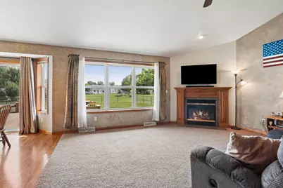 388 Wooden Shoe Circle, Kaukauna, WI 54130 - Photo 7