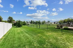 388 Wooden Shoe Cir, Kaukauna, WI 54130 - Photo 29